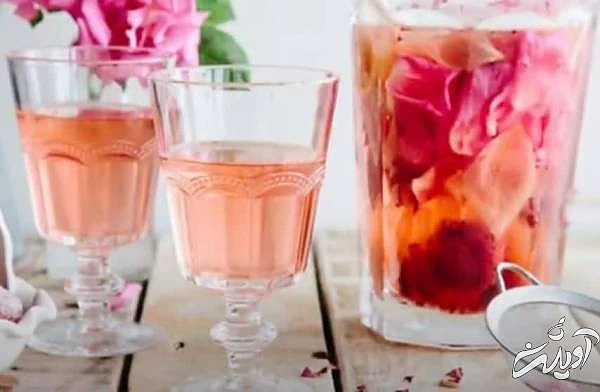 گلاب از عرقیجات و نوشیدنی های گرم مزاج گلاب